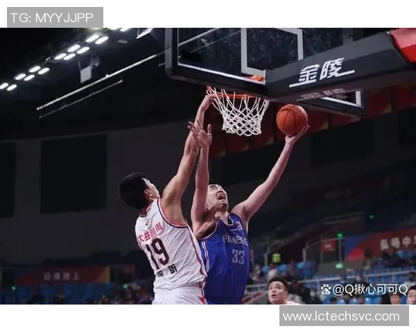 广州篮球队在锦标赛中的灵活性表现分析与战术探讨